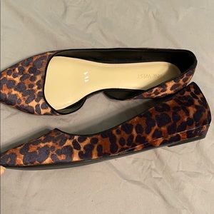 Nine West pointed leopard flats